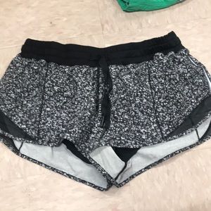 Lululemon shorts 10